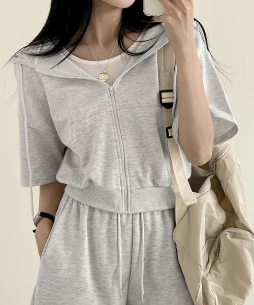 Miniministore(ミニミニストア)の「スウェットセットアップレディース半袖夏服(セットアップ・レディース・ブラック/グレー/ライトグレー・L/M)」の5枚目の写真