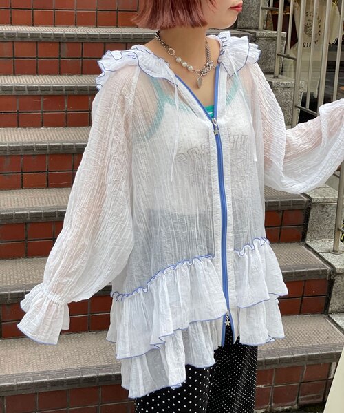 HELLO.SANFRANCISCO(ハローサンフランシスコ)の「【HELLO.SANFRANCISCO/ハローサンフランシスコ】アソート柄フリルシアーパーカー(パーカー・レディース・ホワイト/ブラック/オレンジ・ONE SIZE)」の11枚目の写真