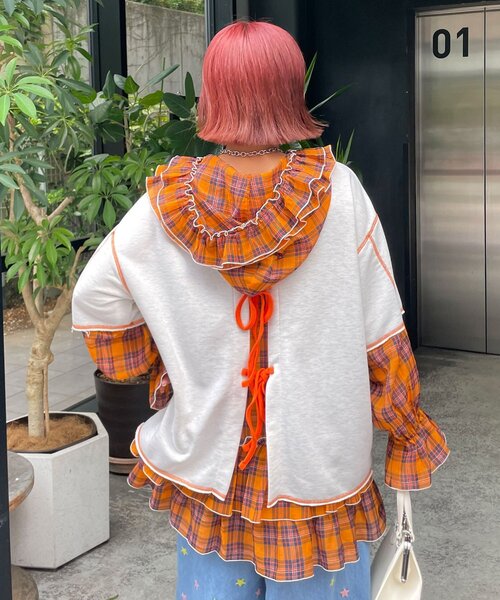 HELLO.SANFRANCISCO(ハローサンフランシスコ)の「【HELLO.SANFRANCISCO/ハローサンフランシスコ】アソート柄フリルシアーパーカー(パーカー・レディース・ホワイト/ブラック/オレンジ・ONE SIZE)」の16枚目の写真
