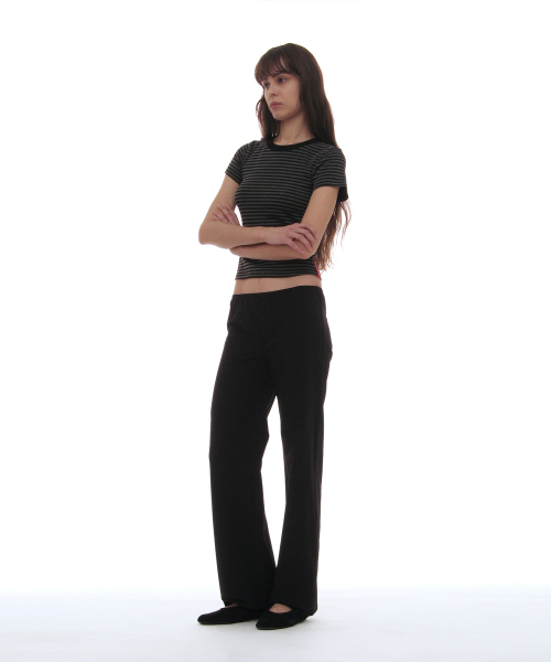 PARTIMENTO WOMEN(パルティメントウィメン)の「PWC ボタン スリム ストレート トラウザー_ブラック(その他パンツ・レディース・その他・SMALL/MEDIUM/LARGE)」の7枚目の写真