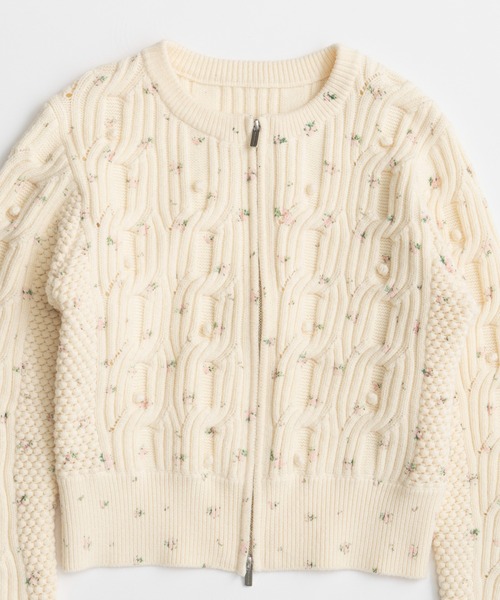 MAISON SPECIAL（メゾンスペシャル）の「【2026Autumn PRE-ORDER】Cable Flower Knit Cardigan/ケーブルフラワーニットカーデ（カーディガン/ボレロ・レディース・ブラック/グレー/ホワイト・FREE）」の17枚目の写真