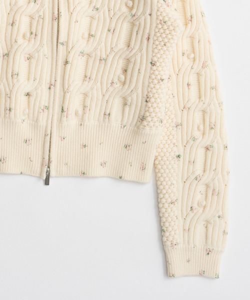 MAISON SPECIAL（メゾンスペシャル）の「【2026Autumn PRE-ORDER】Cable Flower Knit Cardigan/ケーブルフラワーニットカーデ（カーディガン/ボレロ・レディース・ブラック/グレー/ホワイト・FREE）」の18枚目の写真