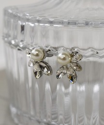 【LA MUE】ニッケルフリー パール×ビジュー ピアス