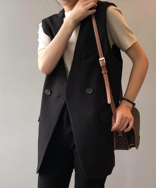 LUCPY(ラクピー)の「ノーカラーテーラードロングジレベスト(ベスト・レディース・ブラック/ブラウン・X-LARGE/LARGE/MEDIUM/XX-LARGE)」の1枚目の写真