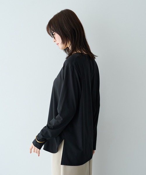 YECCA VECCA（イェッカヴェッカ）の「ラウンドヘム長袖ロゴTee（Tシャツ/カットソー・レディース・ブラック/オフホワイト・FREE）」の22枚目の写真