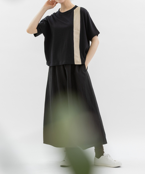 nop de nod(ノップドゥノッド)の「Cloche布帛ラインTシャツ(Tシャツ/カットソー・レディース・ブラウン/キナリ/ブラック/オフホワイト・M)」の5枚目の写真