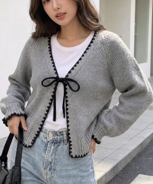 Ritzy（リッツィー）の「バイカラー前結びリボンざっくりニットカーディガン（カーディガン/ボレロ・レディース・ブラック/ベージュ/グレー・L/M）」の2枚目の写真