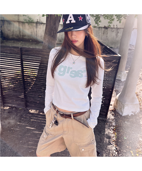 GRAVER（グレーバー）の「[UNISEX]GRAE-S WIDE STRIPE ロングスリーブTシャツ_3color（Tシャツ/カットソー・レディース・チャコールグレー/ブラック/ホワイト・LARGE/MEDIUM/SMALL）」の2枚目の写真