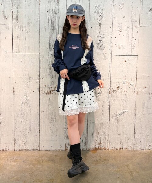 w closet(ダブルクローゼット)の「レースメロウスウェット(スウェット・レディース・グレー/イエロー/アイボリー/ネイビー・FREE)」の8枚目の写真