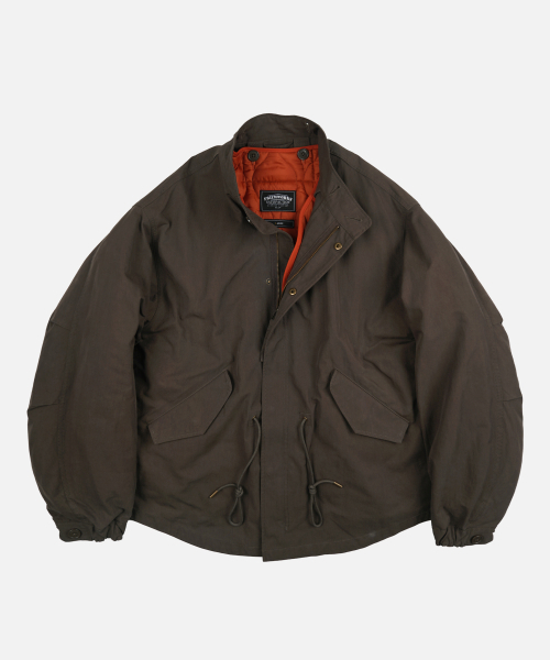 FRIZMWORKS（フリズムワークス）の「OSCAR FISHTAIL JACKET 003 _ BROWN（ミリタリージャケット・メンズ・その他・SMALL/MEDIUM/LARGE/X-LARGE）」の4枚目の写真