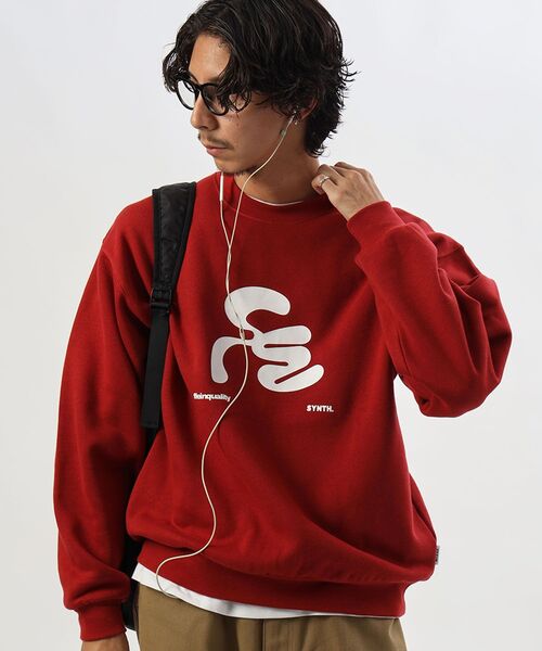 FFEIN(フェイン)の「【FFEIN(フェイン)】ヘビーウエイトタイポグラフィーロゴスウェット / スウェット クルーネック タイポグラフィーロゴ 裏起毛 ユニセックス(スウェット・メンズ・ホワイト/アッシュグレー/ダークネイビー/バーガンディー/ダークブラウン・LARGE/MEDIUM/SMALL)」の5枚目の写真