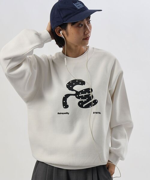FFEIN(フェイン)の「【FFEIN(フェイン)】ヘビーウエイトタイポグラフィーロゴスウェット / スウェット クルーネック タイポグラフィーロゴ 裏起毛 ユニセックス(スウェット・メンズ・ホワイト/アッシュグレー/ダークネイビー/バーガンディー/ダークブラウン・LARGE/MEDIUM/SMALL)」の18枚目の写真