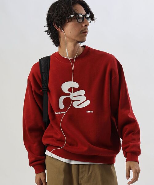 FFEIN(フェイン)の「【FFEIN(フェイン)】ヘビーウエイトタイポグラフィーロゴスウェット / スウェット クルーネック タイポグラフィーロゴ 裏起毛 ユニセックス(スウェット・メンズ・ホワイト/アッシュグレー/ダークネイビー/バーガンディー/ダークブラウン・LARGE/MEDIUM/SMALL)」の14枚目の写真