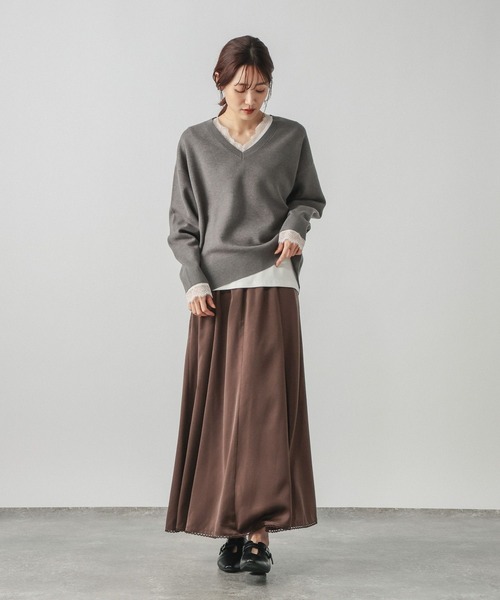 GLOBAL WORK（グローバルワーク）の「BeauteeレースVネックプルオーバー/ 1054105（Tシャツ/カットソー・レディース・ブラック/アイボリー・SMALL/MEDIUM/LARGE）」の8枚目の写真