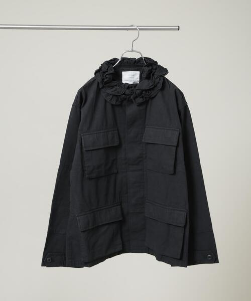crinkle crinkle crinkle（クリンクルクリンクルクリンクル）の「crinkle crinkle crinkle/frill collar military jacket（テーラードジャケット・レディース・ブラック/カーキ・M）」の2枚目の写真
