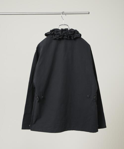 crinkle crinkle crinkle（クリンクルクリンクルクリンクル）の「crinkle crinkle crinkle/frill collar military jacket（テーラードジャケット・レディース・ブラック/カーキ・M）」の3枚目の写真