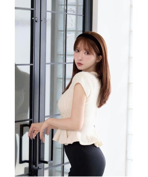 MISTREASS（ミストレアス）の「Wool Cable Peplum Knit（ニット/セーター・レディース・ピンク/ホワイト・FREE）」の2枚目の写真