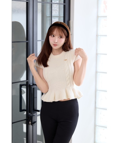 MISTREASS（ミストレアス）の「Wool Cable Peplum Knit（ニット/セーター・レディース・ピンク/ホワイト・FREE）」の6枚目の写真
