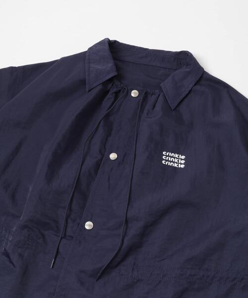 crinkle crinkle crinkle(クリンクルクリンクルクリンクル)の「crinkle crinkle crinkle GATHER MONSTER COACH JACKET(ナイロンジャケット・レディース・ネイビー・FREE)」の3枚目の写真