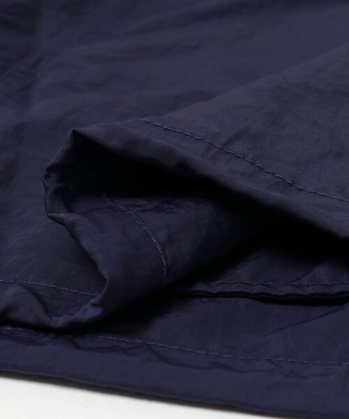 crinkle crinkle crinkle(クリンクルクリンクルクリンクル)の「crinkle crinkle crinkle GATHER MONSTER COACH JACKET(ナイロンジャケット・レディース・ネイビー・FREE)」の9枚目の写真