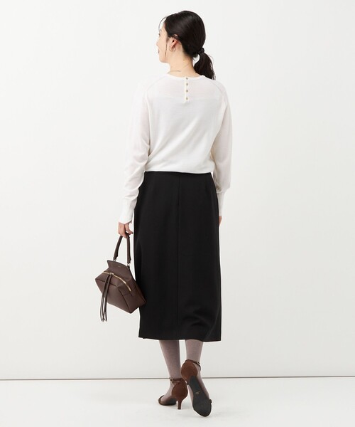 NOLLEY’S(ノーリーズ)の「《アンサンブル対応》《手洗い可能》天竺袖スリットクループルオーバー(ニット/セーター・レディース・マスタード/ピンク/オフホワイト/ブラック・38)」の8枚目の写真