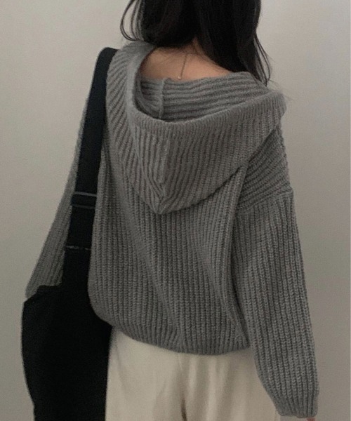 &soiree(アンドソワレ)の「オーバーサイズケーブルニットWジップフード付きカーディガン(カーディガン/ボレロ・レディース・チャコールグレー/ブラウン/グレー/オフホワイト・FREE)」の10枚目の写真