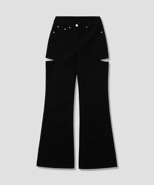 Verdnt(バーダント)の「ダメージ加工フレアデニムパンツ(ブラック)(デニムパンツ・レディース・その他・SMALL/MEDIUM)」の4枚目の写真