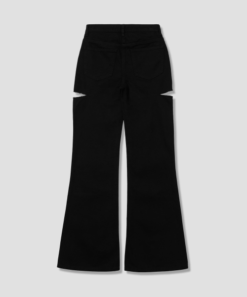 Verdnt(バーダント)の「ダメージ加工フレアデニムパンツ(ブラック)(デニムパンツ・レディース・その他・SMALL/MEDIUM)」の5枚目の写真