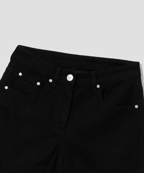 Verdnt(バーダント)の「ダメージ加工フレアデニムパンツ(ブラック)(デニムパンツ・レディース・その他・SMALL/MEDIUM)」の6枚目の写真