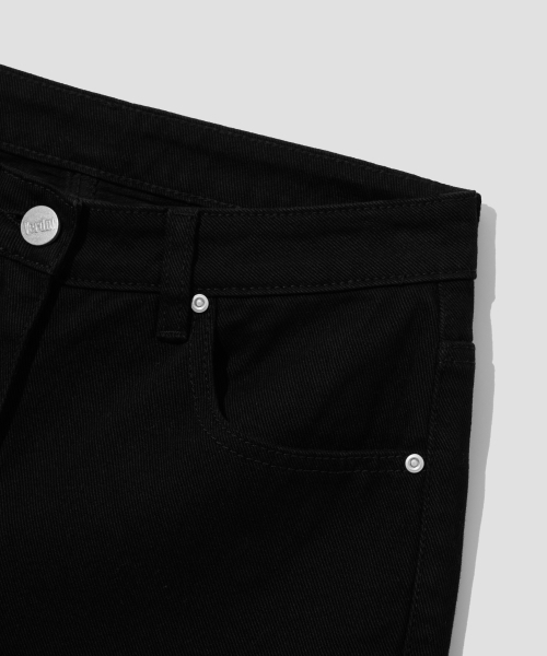 Verdnt(バーダント)の「ダメージ加工フレアデニムパンツ(ブラック)(デニムパンツ・レディース・その他・SMALL/MEDIUM)」の7枚目の写真