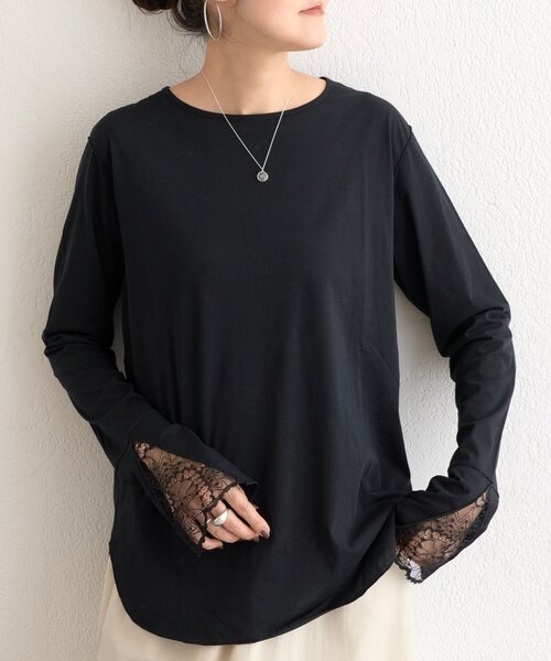 BEARDSLEY(ビアズリー)の「袖口レースカットソー(Tシャツ/カットソー・レディース・ホワイト/ブラック・FREE)」の2枚目の写真