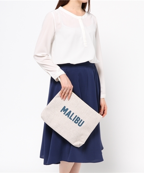 LBC（エルビーシー）の「ビーチクラッチバッグ                    （クラッチバッグ・レディース・アッシュグレー/グレー/ダークグレー・ONE SIZE）」の6枚目の写真