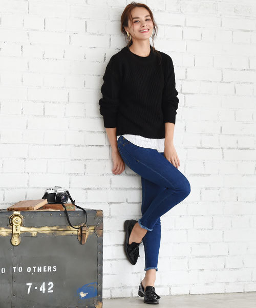 Luz Llena（ラズレナ）の「フレイドヘムデニム・美脚スキニーパンツ（デニムパンツ・レディース・ブルー/サックスブルー/ネイビー・MEDIUM/SMALL/LARGE）」の17枚目の写真