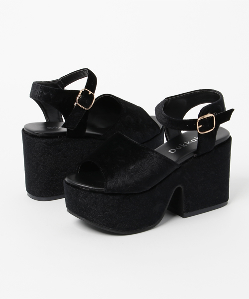 WEGO(ウィゴー)の「WEGO/ベロア厚底サンダル(サンダル・レディース・ブラック/グレー/ピンク・LARGE/MEDIUM)」の13枚目の写真