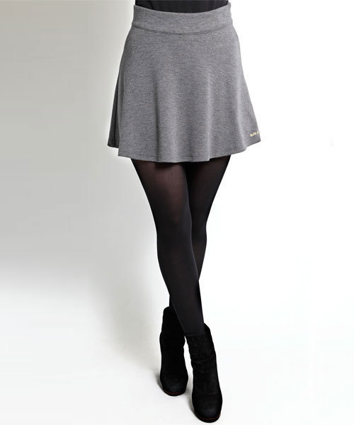 MILKFED.（ミルクフェド）の「JERSEY FLARE SKIRT（スカート・レディース・ブラック/チャコールグレー/レッド・SMALL/MEDIUM）」の3枚目の写真
