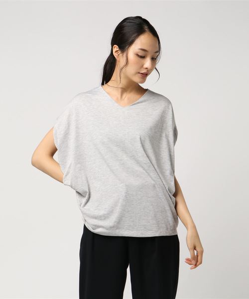 AMERICAN HOLIC（アメリカンホリック）の「・脇タックVネックカットプルオーバー（Tシャツ/カットソー・レディース・オフホワイト/カーキ/ブルー/モカ/ピンク系その他2/グレー系その他/ブラック/マスタード・FREE）」の4枚目の写真