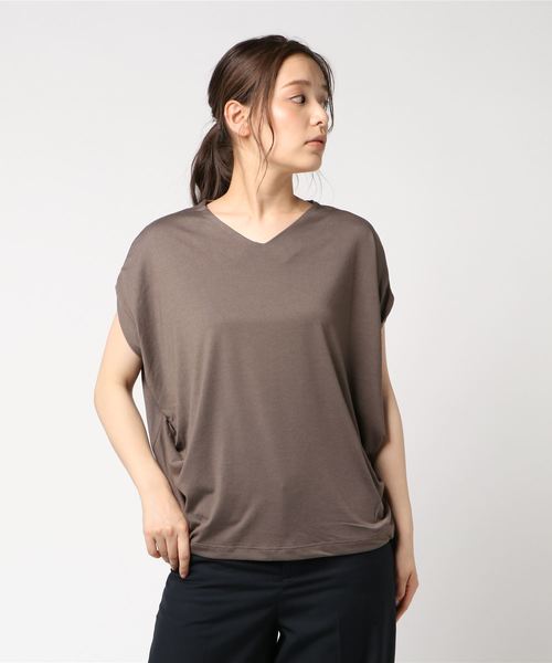 AMERICAN HOLIC（アメリカンホリック）の「・脇タックVネックカットプルオーバー（Tシャツ/カットソー・レディース・オフホワイト/カーキ/ブルー/モカ/ピンク系その他2/グレー系その他/ブラック/マスタード・FREE）」の5枚目の写真