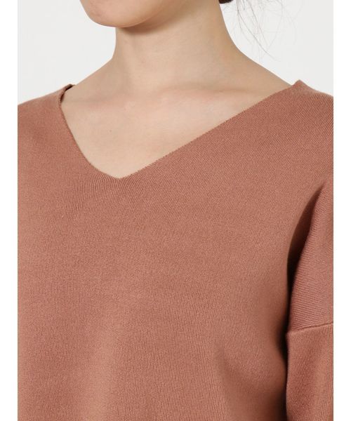 MURUA（ムルーア）の「ルーズVネックニット（ニット/セーター・レディース・ホワイト/ブラック/オレンジ/グリーン/パープル/ライトブルー/ピンク/グレー/カーキ/キャメル・FREE）」の16枚目の写真