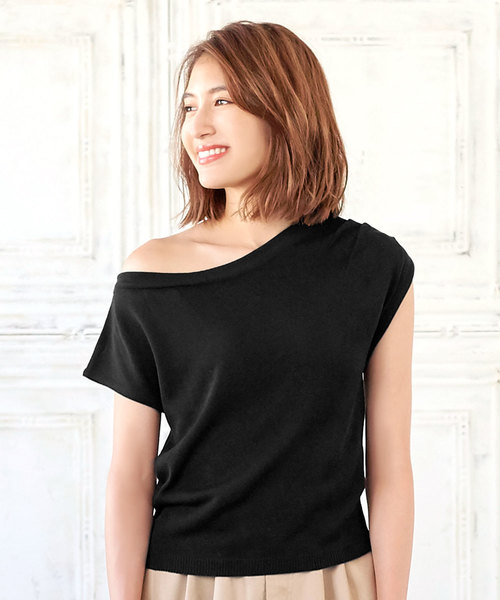 KOBE LETTUCE（コウベレタス）の「オフショルダーリネンタッチニットトップス＊レディース[C3373]神戸レタス（ニット/セーター・レディース・ブラック/ブラウン/モスグリーン・FREE）」の2枚目の写真