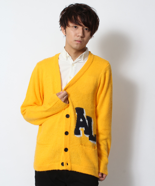 WEGO（ウィゴー）の「WEGO/レタードカーディガン（カーディガン/ボレロ・メンズ・ホワイト/ネイビー/イエロー/ケリー/ワイン・MEDIUM/LARGE）」の4枚目の写真