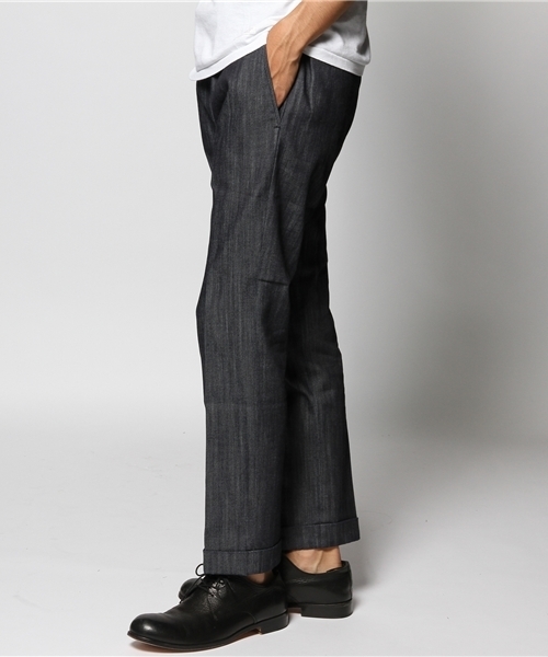 AKM（エイケイエム）の「denim croped slucks stretch denim（デニムパンツ・メンズ・ホワイト/インディゴブルー・MEDIUM/SMALL/X-LARGE/LARGE）」の3枚目の写真