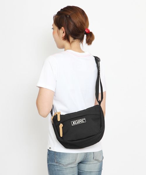 X-girl（エックスガール）の「LOGO SHOULDER BAG（ショルダーバッグ・レディース・ブラック/レッド/ブルー・ONE SIZE）」の4枚目の写真