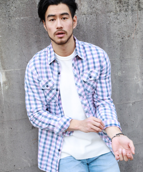 BAYFLOW(ベイフロー)の「インディゴガーゼチェックシャツ(シャツ/ブラウス・メンズ・ブルー/レッド・SMALL/MEDIUM/LARGE)」の3枚目の写真