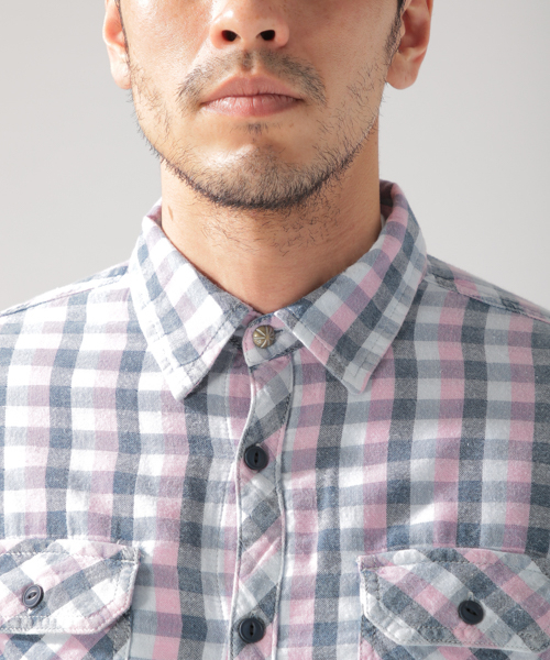 BAYFLOW(ベイフロー)の「インディゴガーゼチェックシャツ(シャツ/ブラウス・メンズ・ブルー/レッド・SMALL/MEDIUM/LARGE)」の15枚目の写真