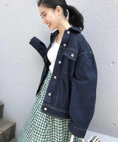 PICCIN（ピッチン）の「【WEB限定】オーバーサイズデニムジャケット（デニムジャケット・レディース・ネイビー/ブルー/ブラック・MEDIUM/LARGE）」の2枚目の写真