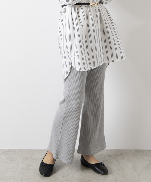 WEGO（ウィゴー）の「WEGO/フレアリブパンツ（その他パンツ・レディース・ブラック/ベージュ/アイボリー/ライトブラウン/杢グレー/オレンジ・FREE）」の4枚目の写真