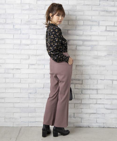 WEGO（ウィゴー）の「WEGO/フレアリブパンツ（その他パンツ・レディース・ブラック/ベージュ/アイボリー/ライトブラウン/杢グレー/オレンジ・FREE）」の20枚目の写真