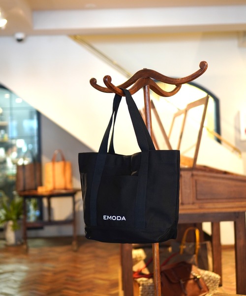 EMODA(エモダ)の「【EMODA/エモダ】キャンバストート SAC'S BAR Jean 別注(トートバッグ・レディース・ブラック/オフホワイト・FREE)」の6枚目の写真