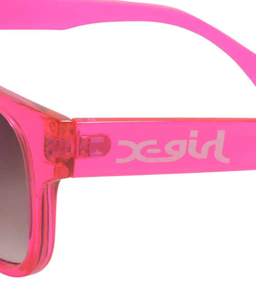 X-girl（エックスガール）の「PLASTIC SUNGLASSES SUN（サングラス・レディース・ピンク/ブルー・ONE SIZE）」の3枚目の写真