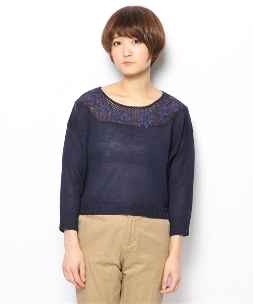 Kastane（カスタネ）の「【Kastane】花モチーフニット（ニット/セーター・レディース・ネイビー/オフホワイト/レッド・FREE）」の4枚目の写真